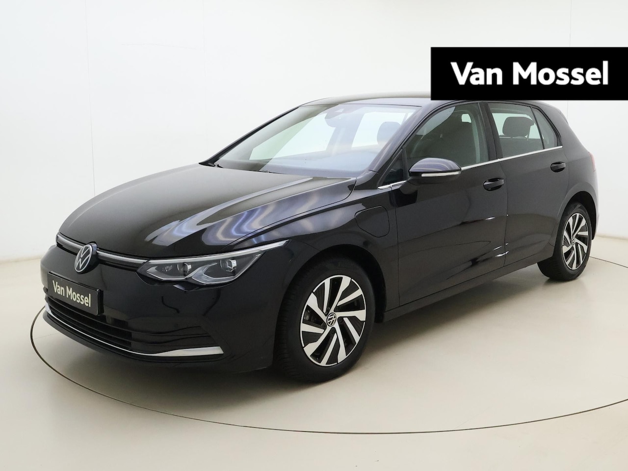Volkswagen Golf - 1.4 eHybrid Style WORDT VERWACHT - AutoWereld.nl
