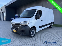 Renault Master - T33 135 L2H2 Navigatie + Trekhaak