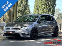 Volkswagen Golf - 1.2 TSI Business Edition R