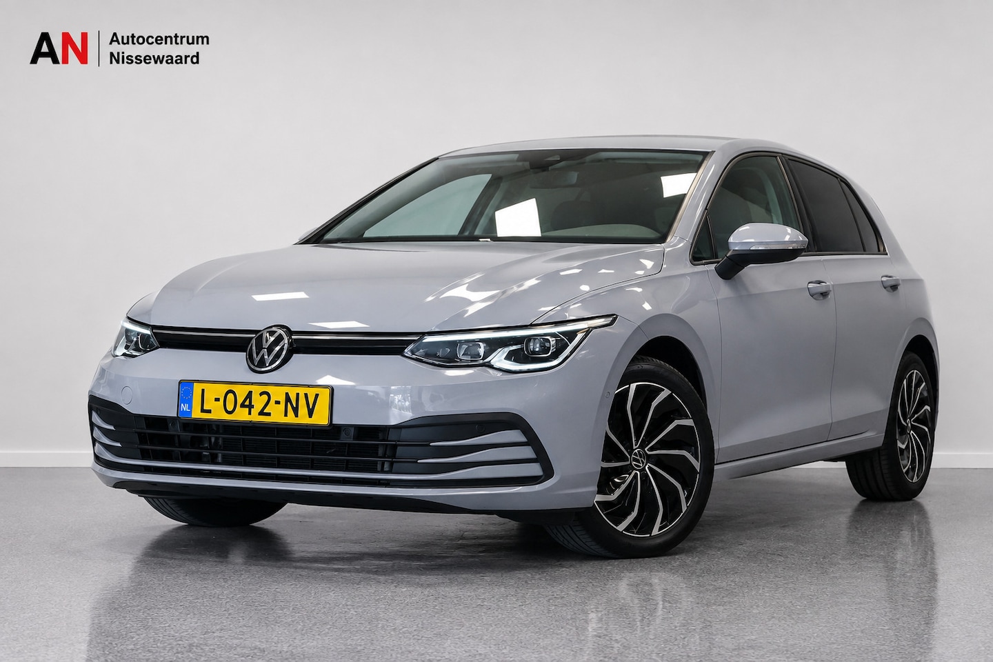 Volkswagen Golf - 1.0 TSI Life Business |Carplay|Stoelverwrming| - AutoWereld.nl