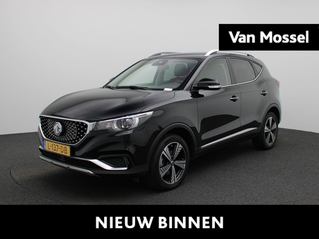 MG MG ZS EV - Luxury 45 kWh - AutoWereld.nl