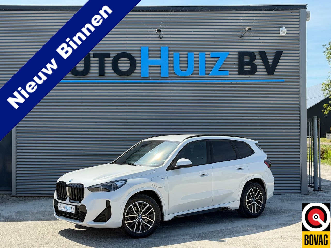 BMW X1 - xDrive25e M Sport Keyless Entry ACC Carplay - AutoWereld.nl