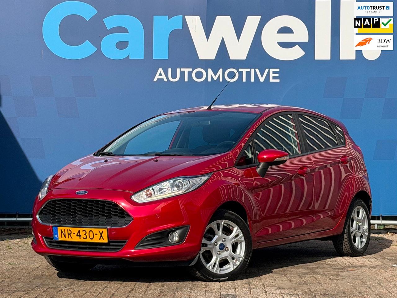 Ford Fiesta - 1.0 Style Ultimate|Navi|Airco|Cruise|PDC V+A|LMV|N.A.P|Isofix|Bleutooth|DealerOnderhouden| - AutoWereld.nl