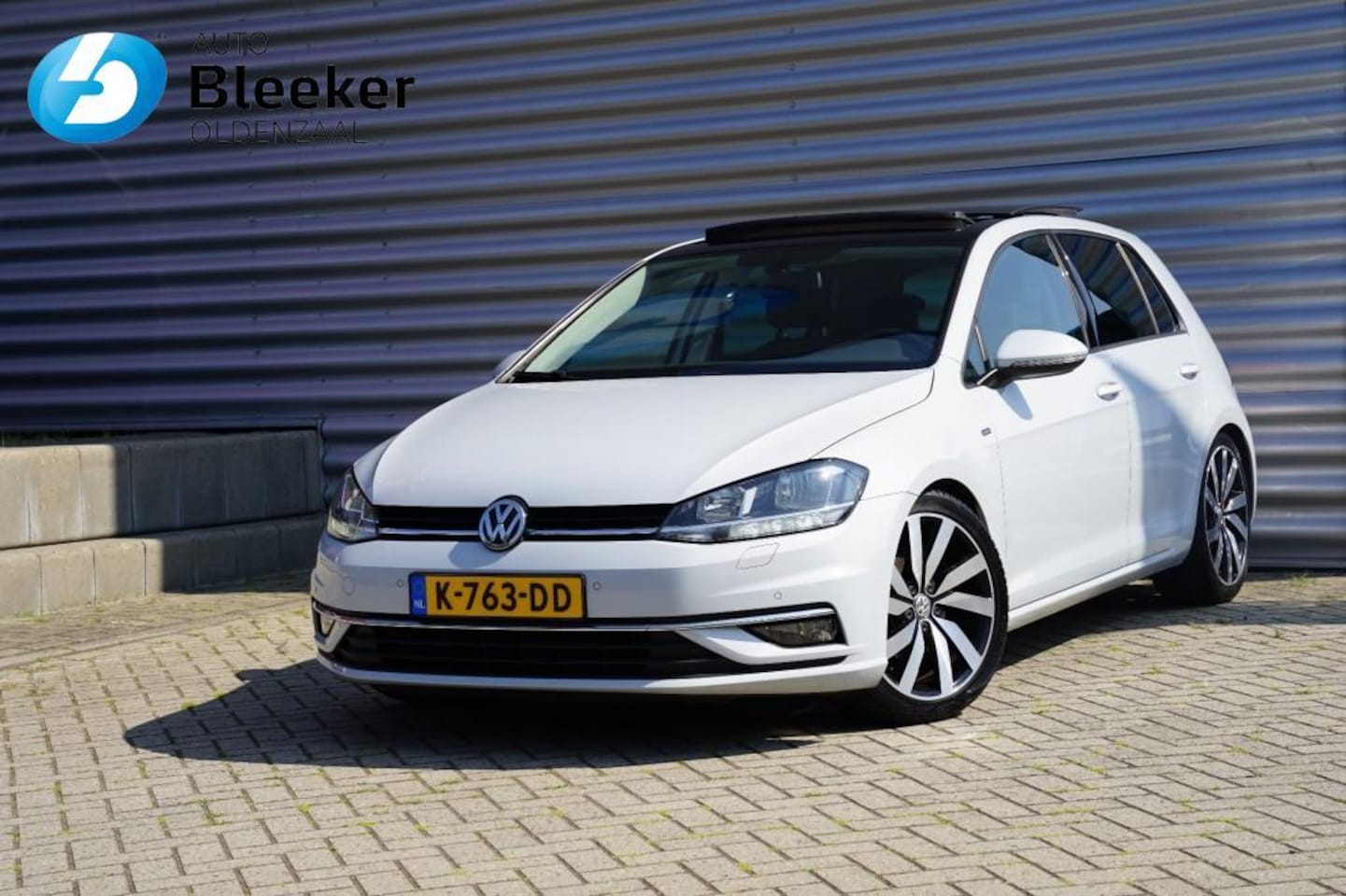 Volkswagen Golf - 1.4 TSI 125PK Highline Join Ecc Cruise Pano BT - AutoWereld.nl