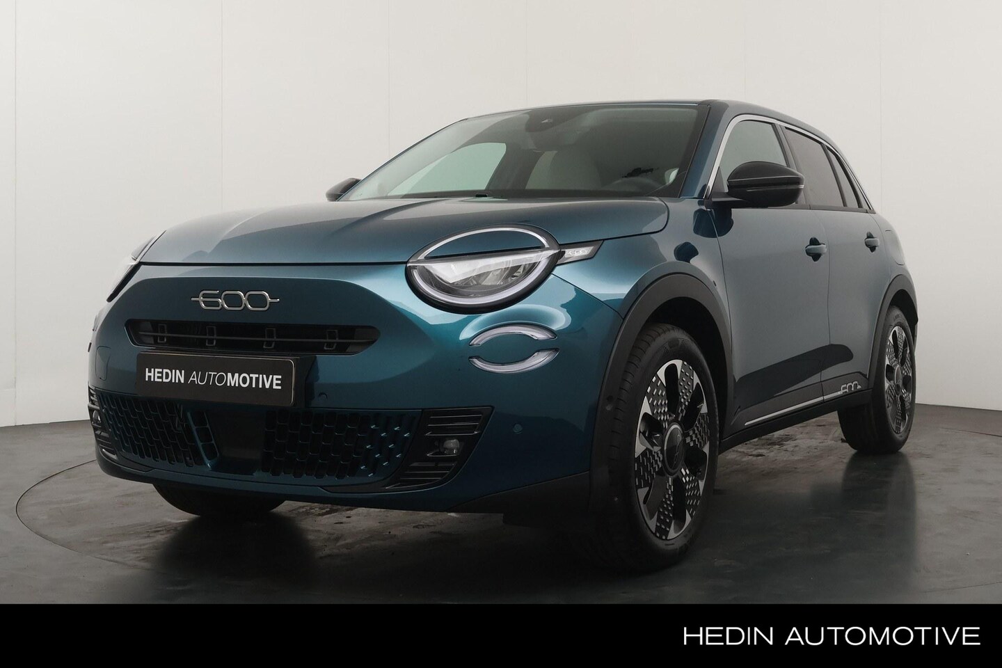 Fiat 600e - La Prima 54 kWh | Pack Winter | Pack Dolce Vita | - AutoWereld.nl