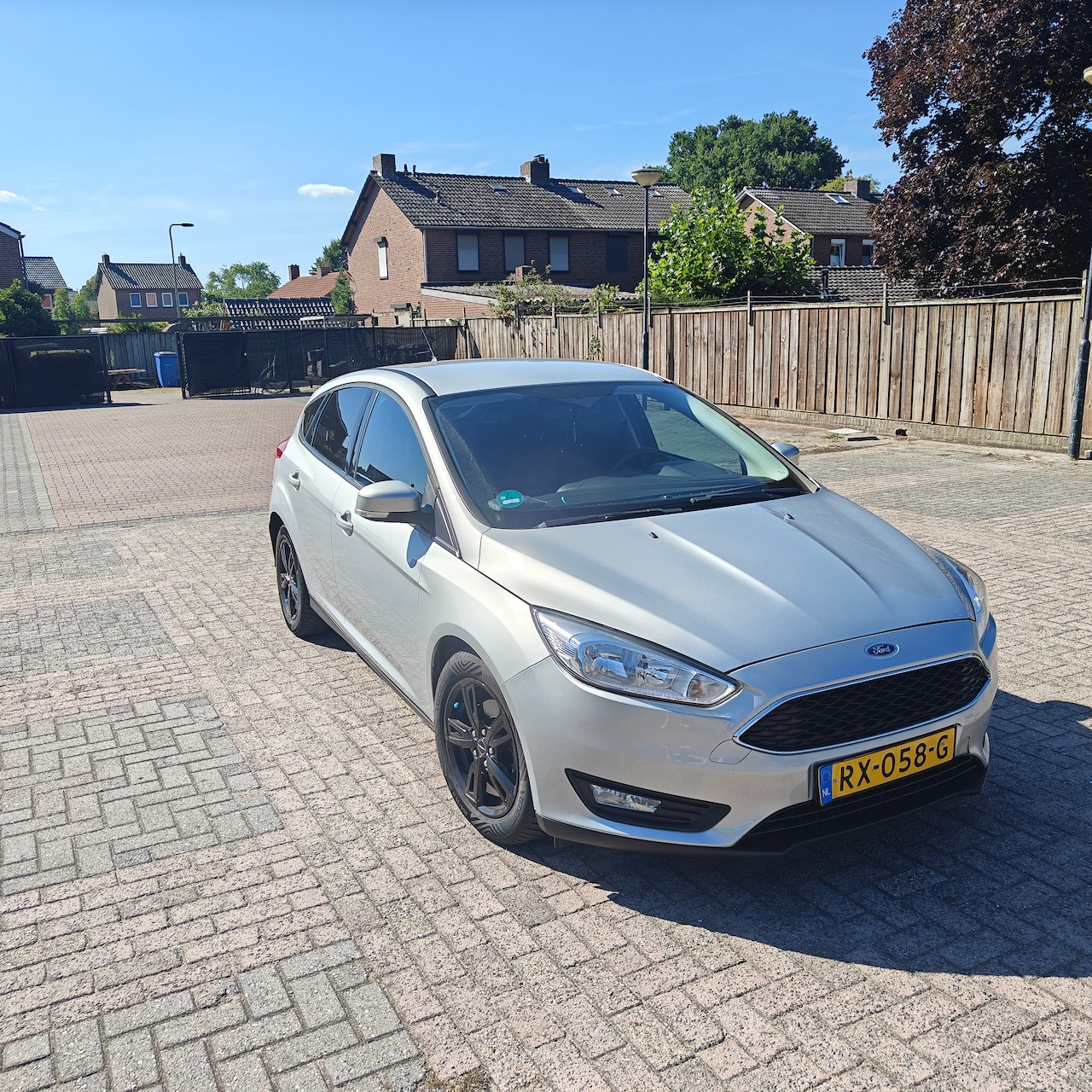Ford Focus - 1.0 Trend - AutoWereld.nl