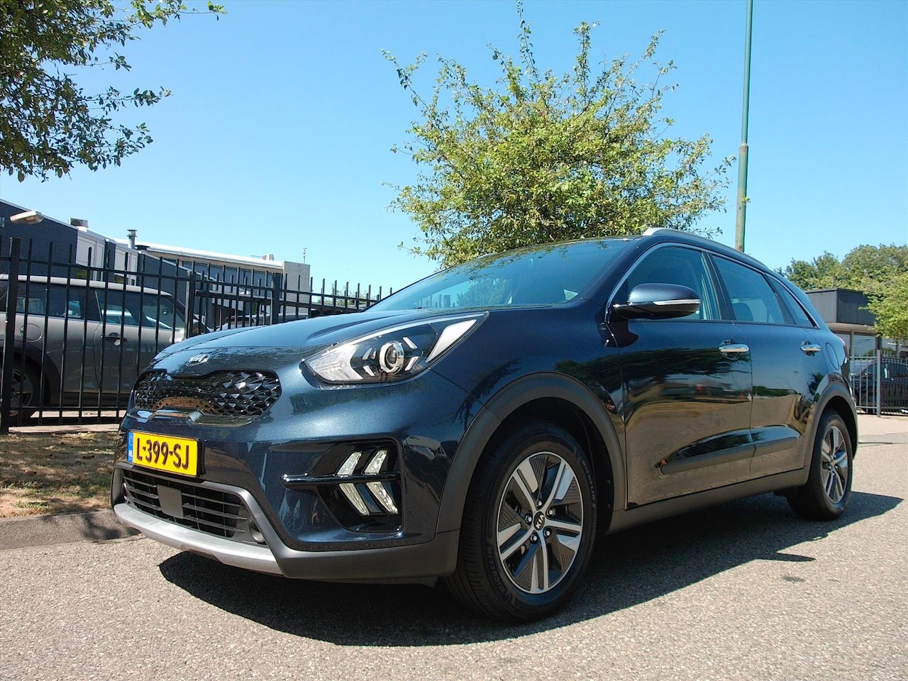 Kia Niro - 1.6 GDi Hybrid 141pk DCT6 DynamicLine Trekhaak Navigatie - AutoWereld.nl