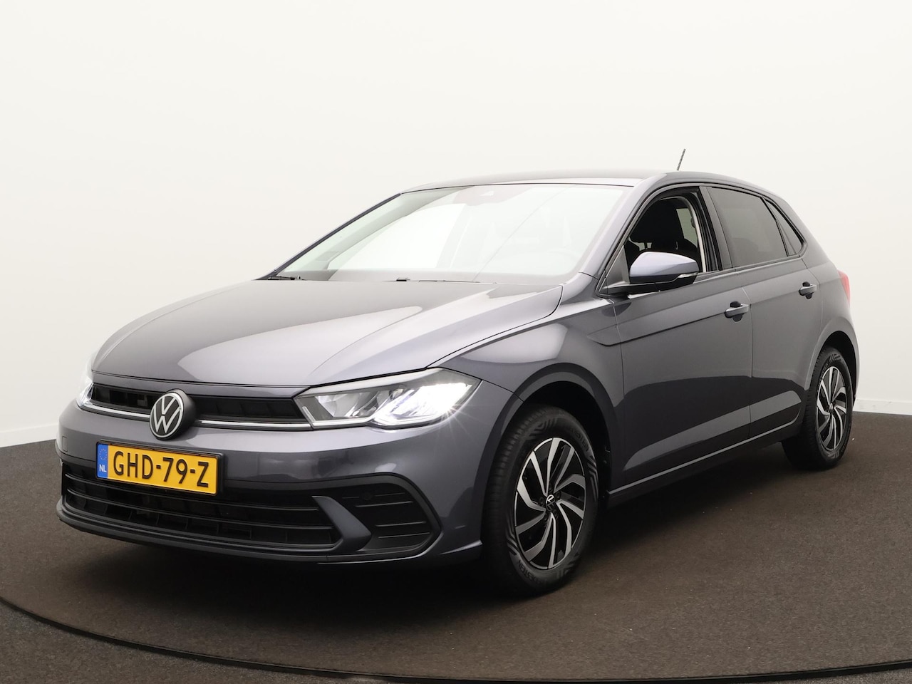 Volkswagen Polo - 1.0 TSI Life Clima / Metallic / App - AutoWereld.nl