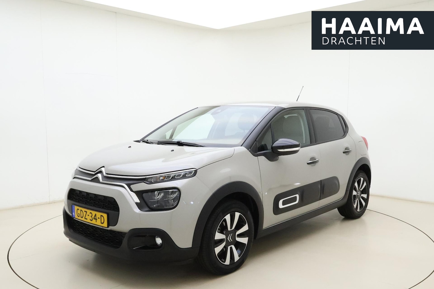 Citroën C3 - 1.2 PureTech Max | 110PK | AUTOMAAT | Stoelverwarming | Achteruit Rijcamera | Navigatie | - AutoWereld.nl