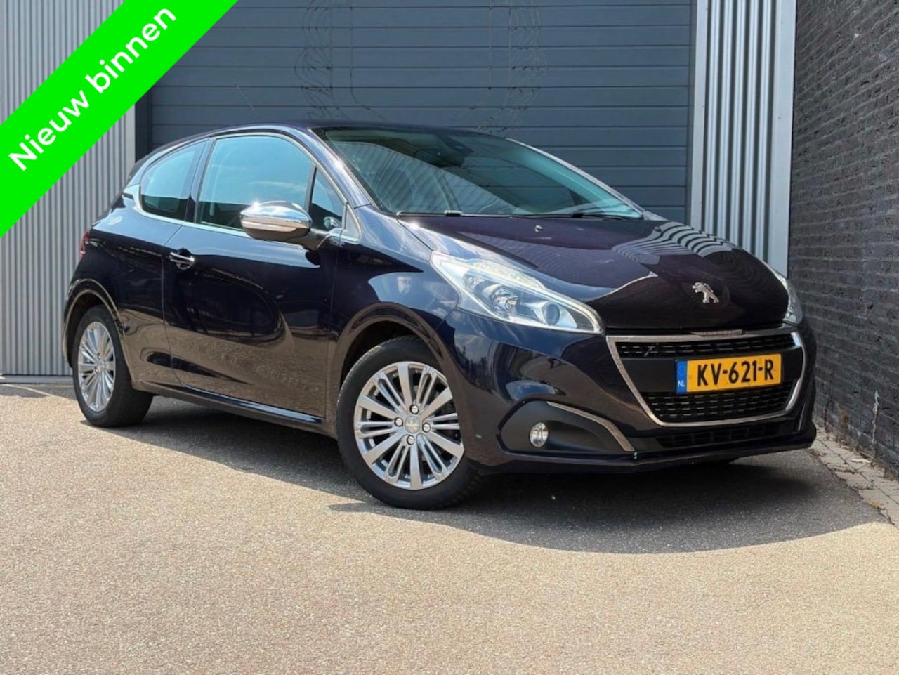 Peugeot 208 - 1.6 BlueHDi Allure ClimaAuto Parksensor Camera - AutoWereld.nl