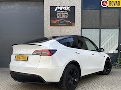 Tesla Model Y - + MMX PACK + IAP +HW4 +PILLAR DELETE