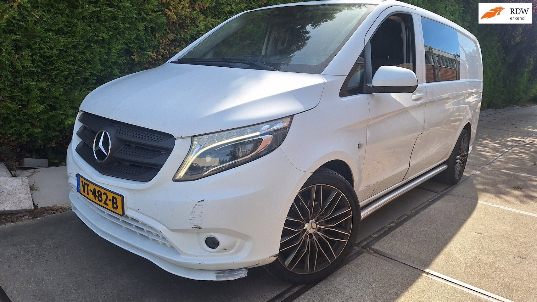 Mercedes-Benz Vito - 111 CDI Lang DC Comfort 111 CDI Lang DC Comfort - AutoWereld.nl