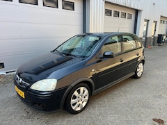 Opel Corsa - 1.2-16V Silverline Airco