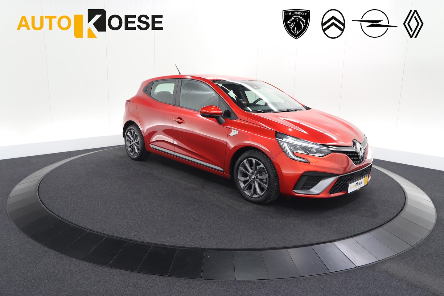 Renault Clio - TCe 100 Zen | R.S. Line Pack | Allseason Banden | Apple Carplay | Parkeersensoren - AutoWereld.nl