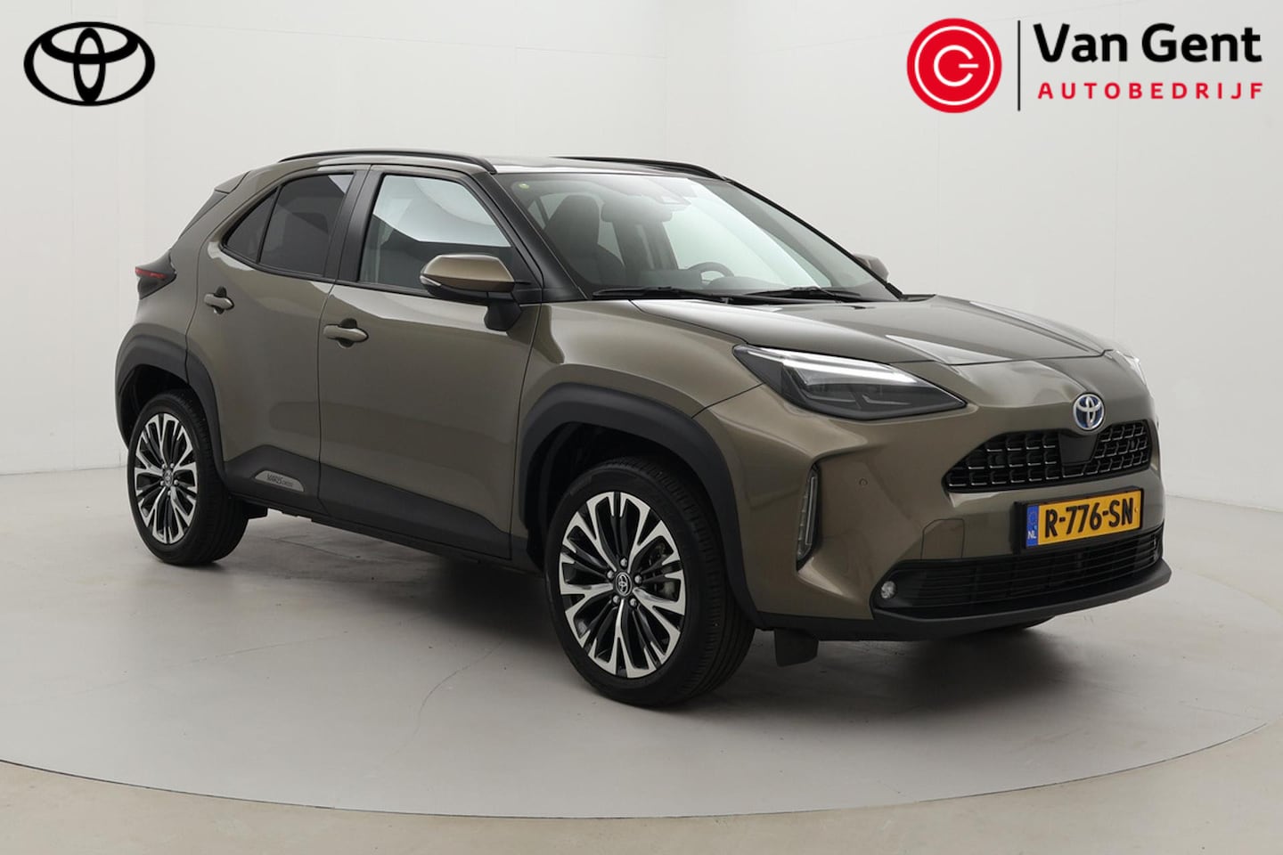 Toyota Yaris Cross - 1.5 Hybrid Executive | Trekhaak | Dodehoek detectie | Stoelverwarming | Head-up display | - AutoWereld.nl