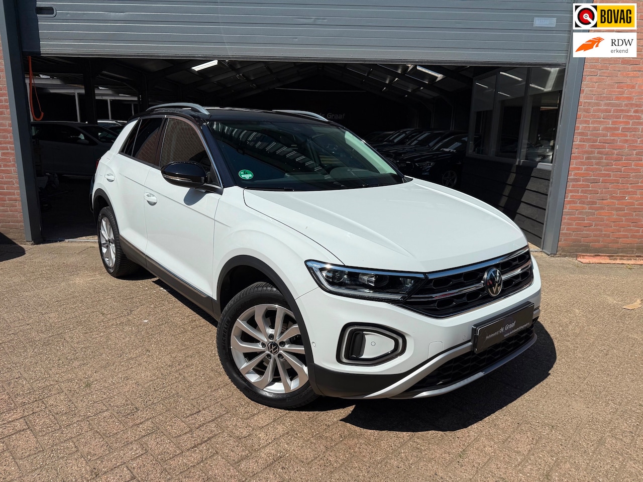 Volkswagen T-Roc - 1.5 TSI DSG|ACC/DIGITAAL/TRHK/IQ-LIGHTSKM94500/FACELIFT - AutoWereld.nl