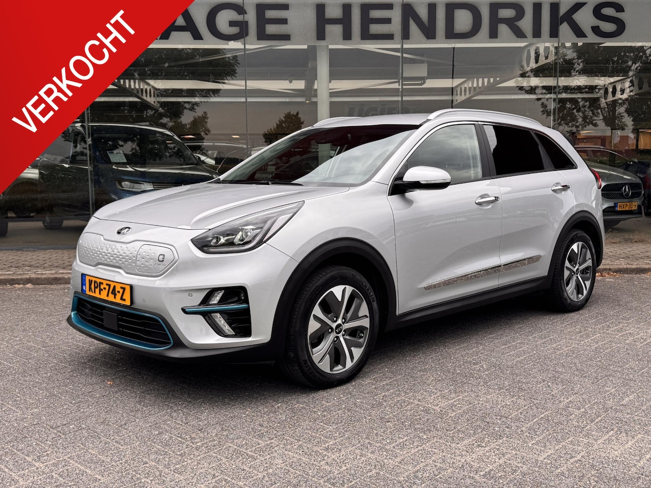 Kia e-Niro - ComfortLine 64 kWh | SOH: 97,2% | 3 Fase | Trekhaak | Stoelverwarming | Camera | Blindspo - AutoWereld.nl
