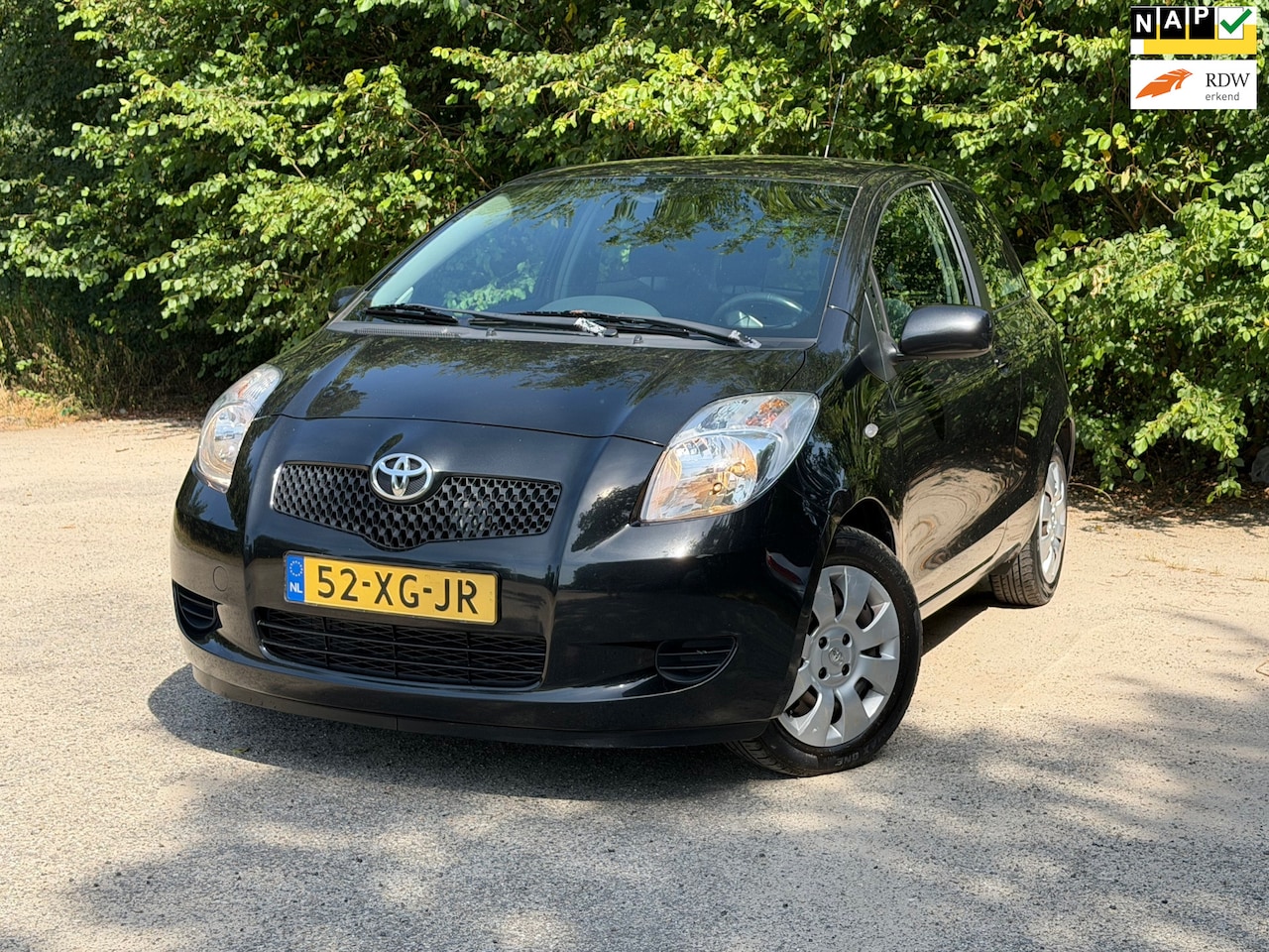 Toyota Yaris - 1.3 VVTi Sol | Airco + Elektrische ramen Nu € 1.750,- !!! - AutoWereld.nl