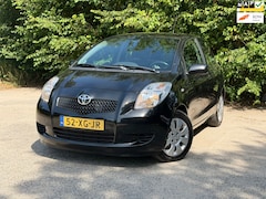 Toyota Yaris - 1.3 VVTi Sol | Airco + Elektrische ramen Nu € 1.750,