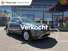 Volkswagen T-Roc - 1.5 TSI Life Business|trekhaak|4 seizoenen banden