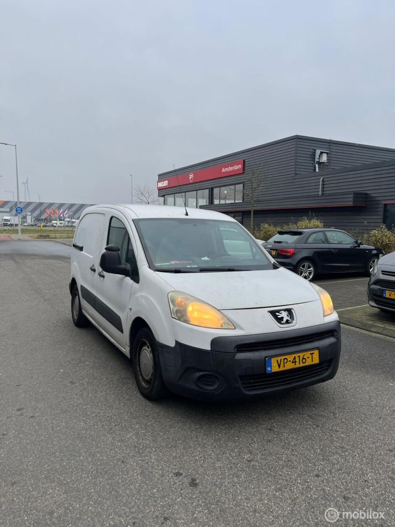 Peugeot Partner - bestel 120 1.6 BlueHDi 75 L1 Premium Pack - AutoWereld.nl