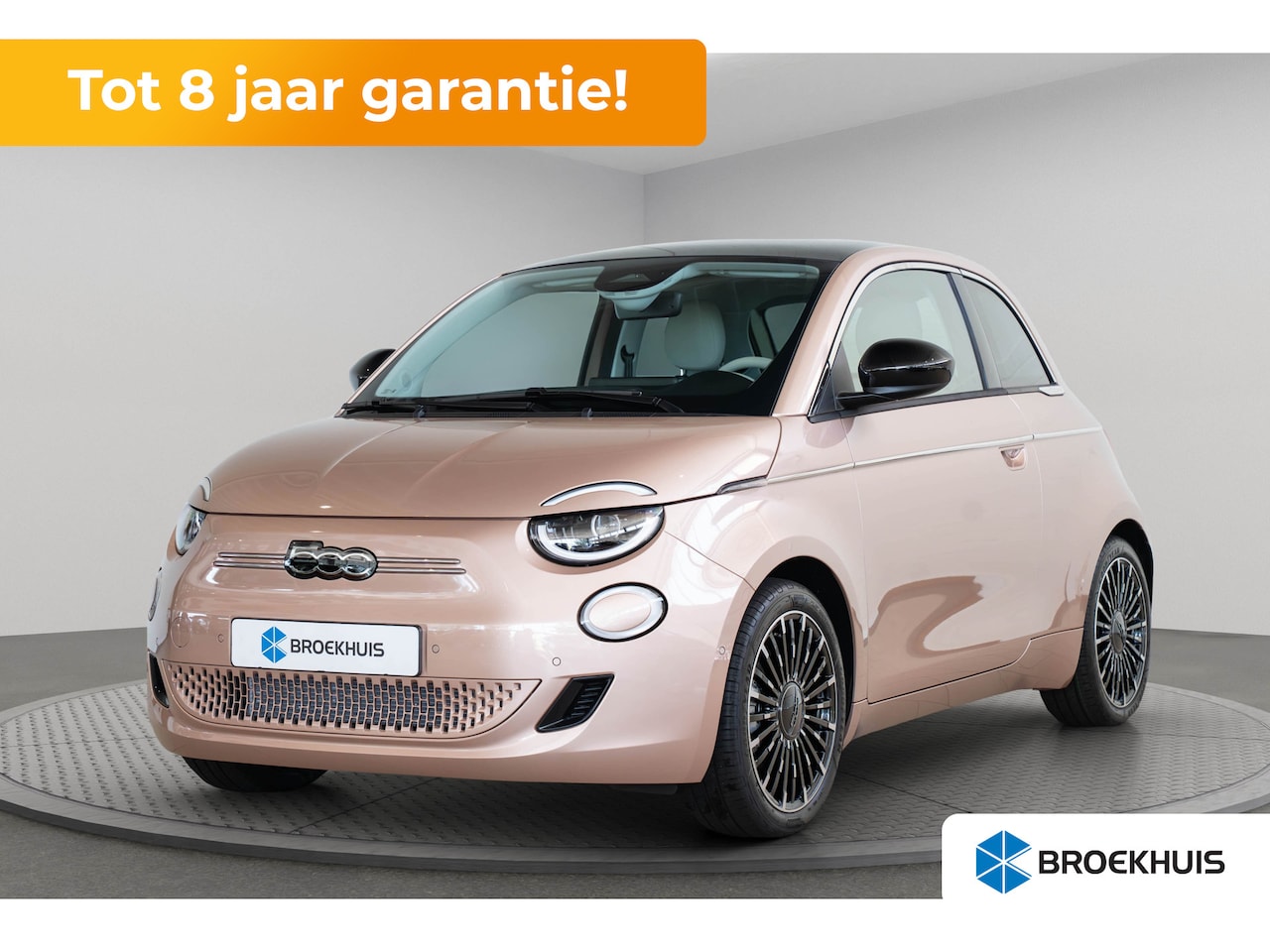 Fiat 500e - La Prima 42 kWh | 10,25" touchscreen radio met Bluetooth, DAB & USB | Automatische aircond - AutoWereld.nl