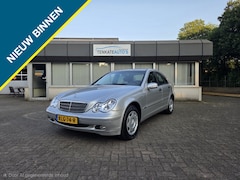 Mercedes-Benz C-klasse - 180 K. Classic Automaat Afneembare trekhaak Climate control Cruise control Navi