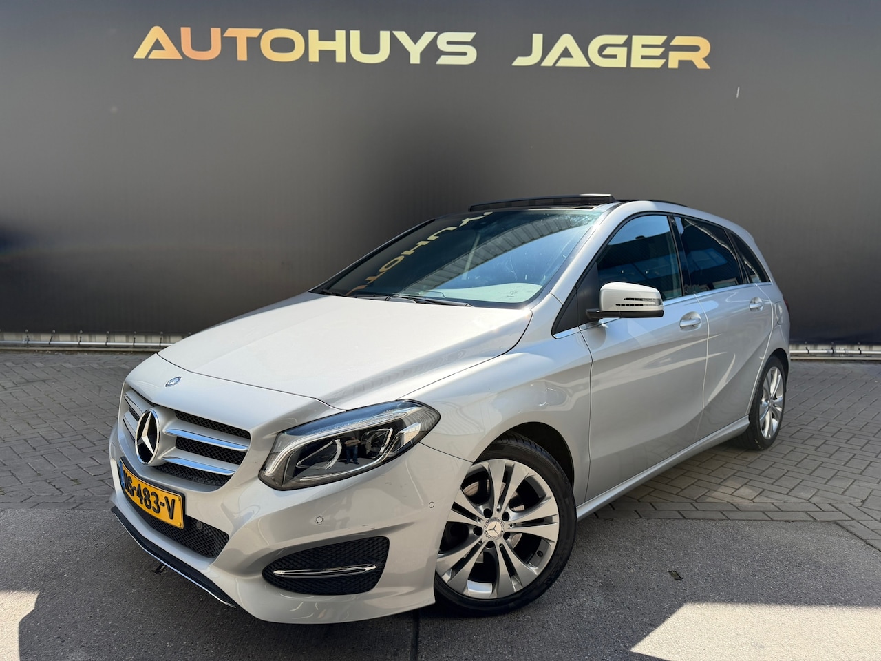 Mercedes-Benz B-klasse - 180 Ambition Automaat Panoramadak Leer Sensoren navi - AutoWereld.nl