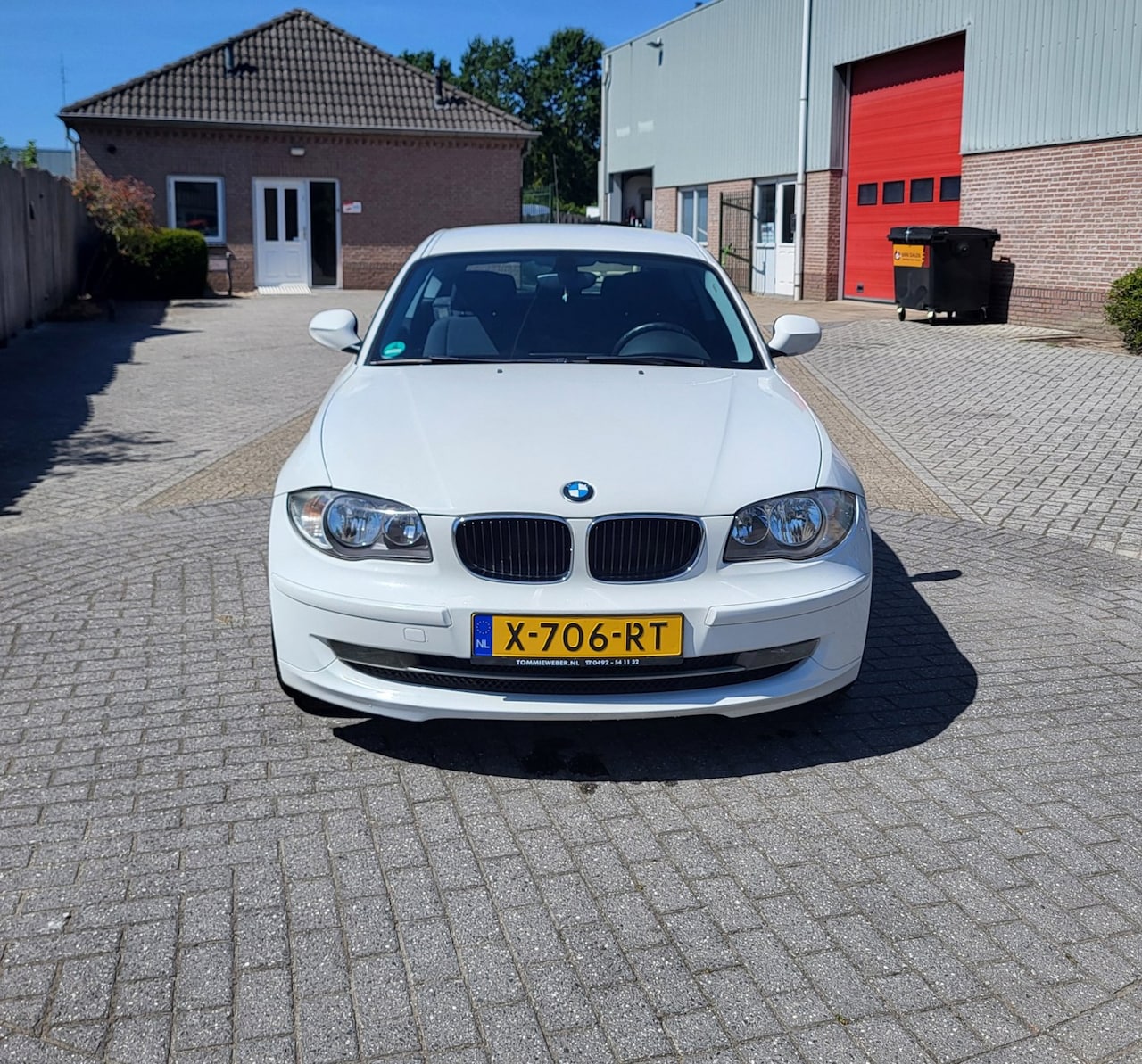 BMW 1-serie - 116i Airco,H6,2010,139DKM! - AutoWereld.nl