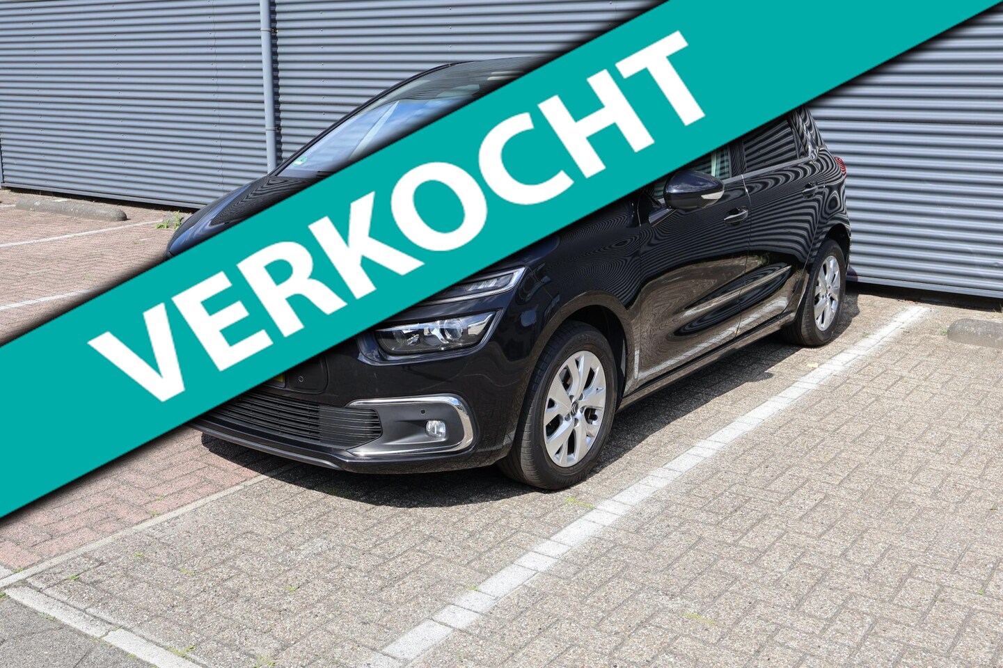 Citroën C4 Picasso - 1.2 PureTech Massage Keyless Navi Camera Trekhaak PDC Cruise APK Garantie - AutoWereld.nl