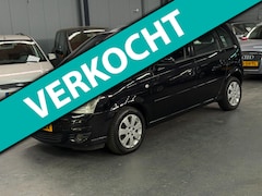 Opel Meriva - 1.6-16V Essentia Nieuwe APK NAP Cruise Parkeer Sensor