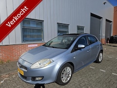 Fiat Bravo - 1.4 T-Jet PDC Climate Cruise
