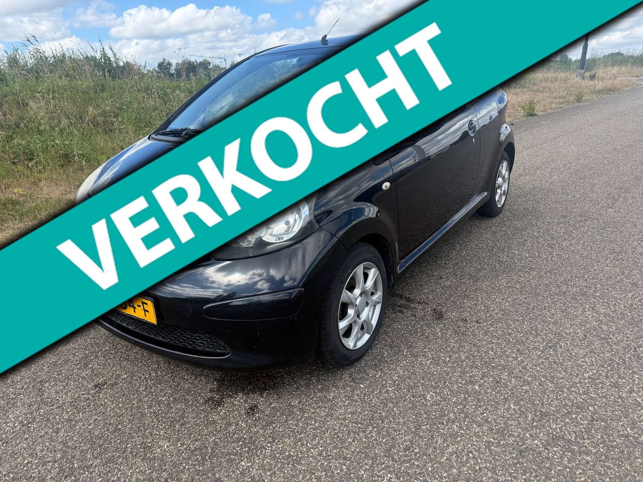 Toyota Aygo - 1.0-12V Access MET AIRCO APK! leuke beginnersauto! - AutoWereld.nl