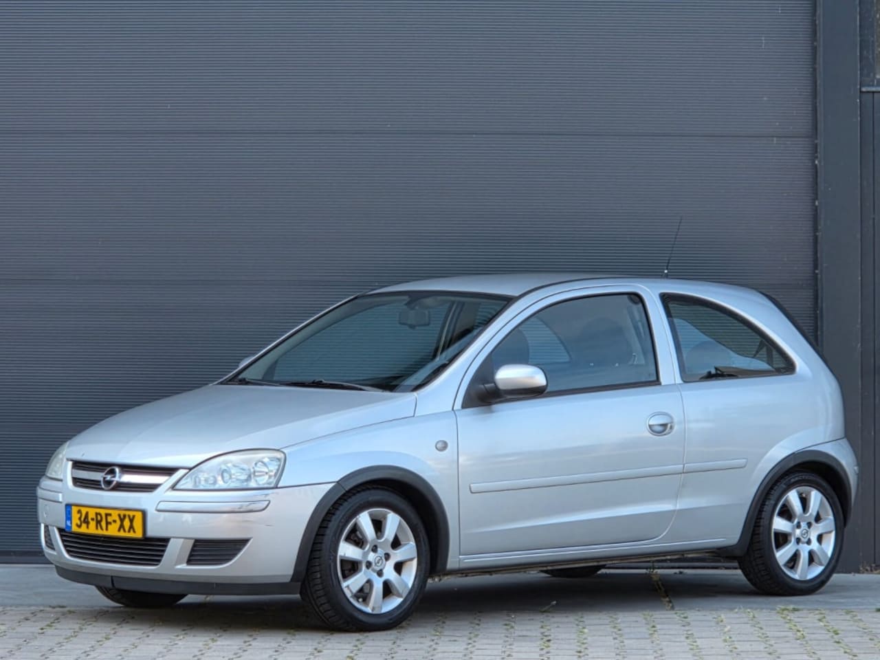 Opel Corsa - 1.4-16V Full Rhythm nap, automaat, airco! - AutoWereld.nl