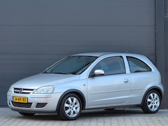 Opel Corsa - 1.4-16V Full Rhythm nap, automaat, airco