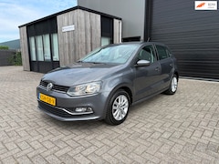 Volkswagen Polo - 1.2 TSI Highline |AUTOMAAT|PDC| UNIEKE KM STAND|AIRCO|CRUISE|STOELVERWARMING|SCHERM|LM VEL