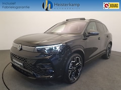 Volkswagen Tiguan - 1.5 eHybrid 272pk DSG/AUT R-Line Wegklapbare trekhaak, Panoramadak, Harman/Kardon, Leder