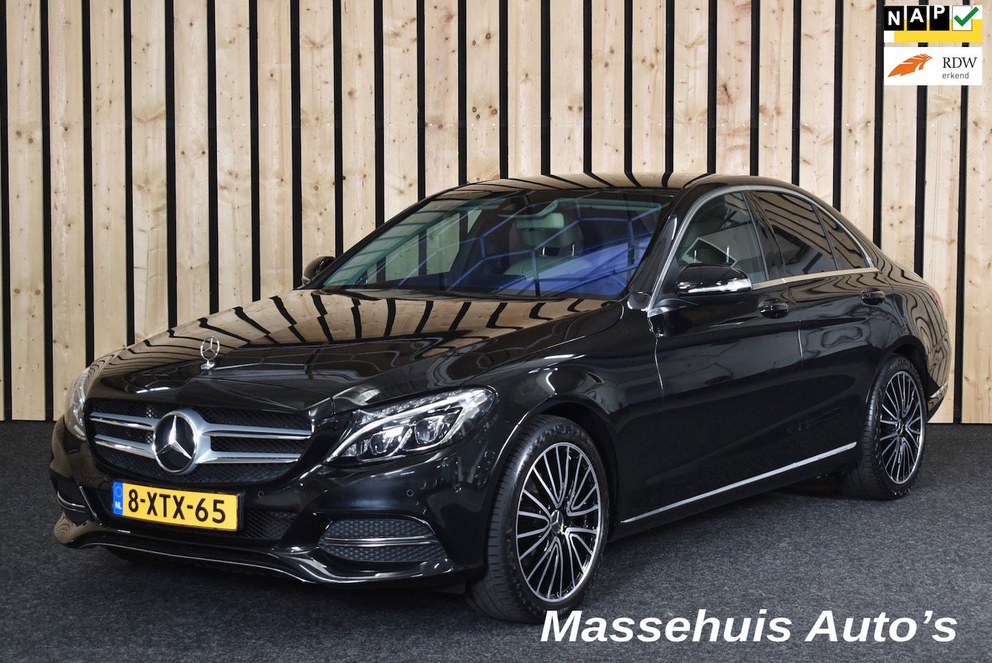 Mercedes-Benz C-klasse - 180 Ambition Comfort Automaat 88dkm Burmester Trekhaak Stoelverw. NL-auto Carplay Cruise L - AutoWereld.nl