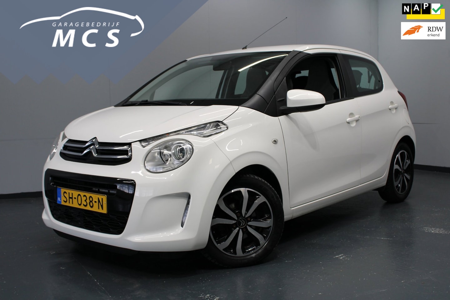 Citroën C1 - 1.0 e-VTi Shine / Airco / LM velgen / Camera - AutoWereld.nl