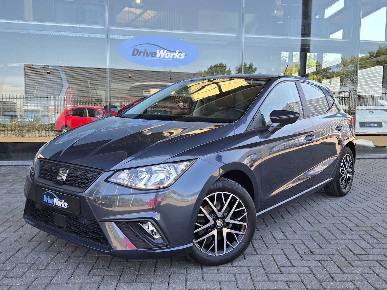 SEAT Ibiza - 1.0 TSI | Navi | Airco | 1ste eigenaar | Pdc | Netjes onderhouden Interesse, Proefrit? Bel - AutoWereld.nl
