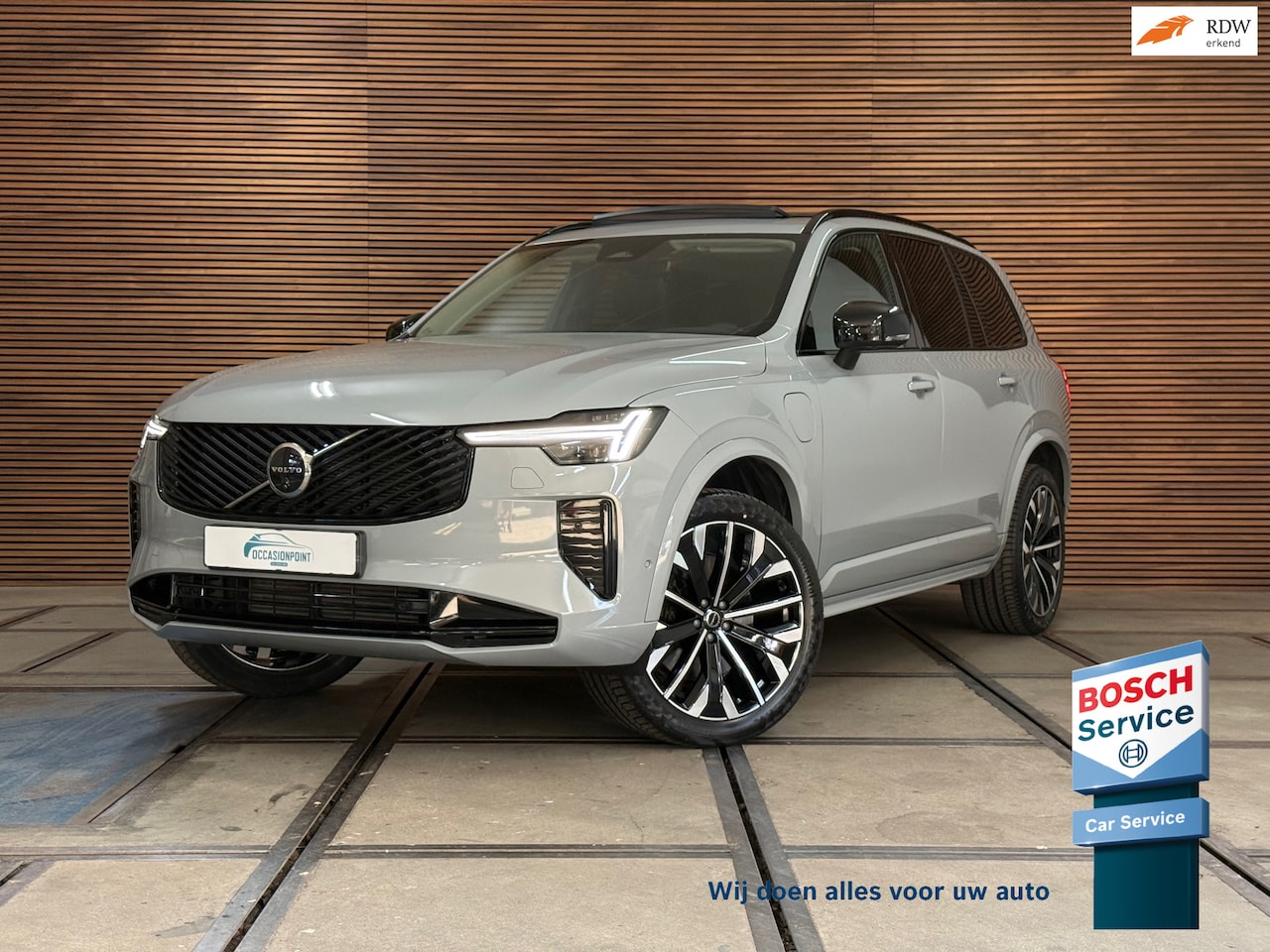 Volvo XC90 - 2.0 T8 Plug-in hybrid AWD Plus Dark | MY2026 | Luchtvering | Pano | H/K | Driver Assitance - AutoWereld.nl