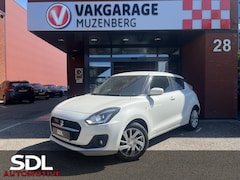 Suzuki Swift - 1.2 Select Smart Hybrid // ADAPT. CRUISE // CAMERA+SENSOREN // STOELVERWARMING // APPLE-AN