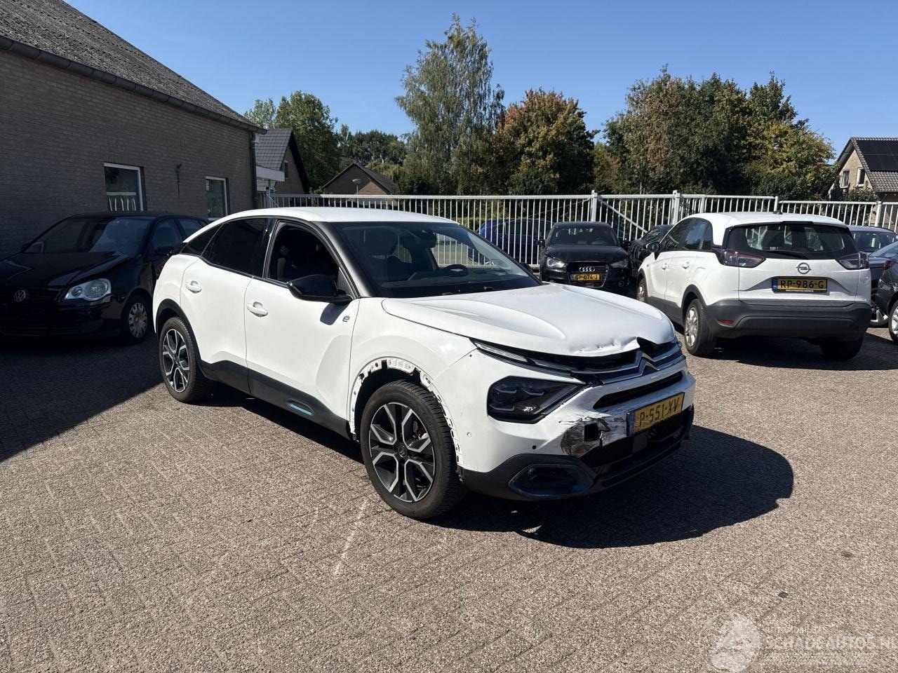 Citroën Ë-C4 - Shine 50 kWh - AutoWereld.nl