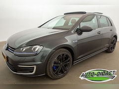 Volkswagen Golf - 1.4 TSI GTE Pano Automaat Camera Navi