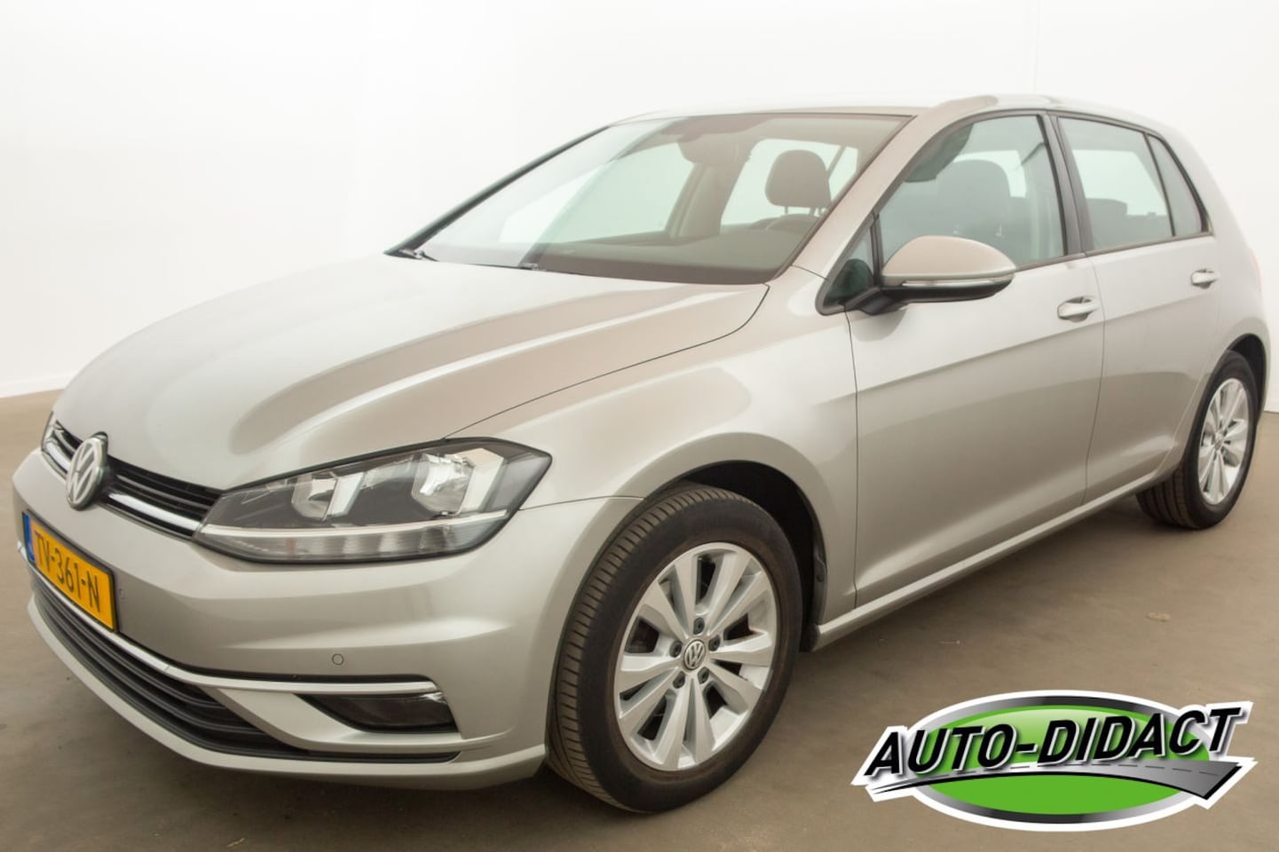 Volkswagen Golf - 1.0 TSI Navi Clima 108.391 km NAP Comfortline - AutoWereld.nl