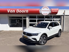 Volkswagen Tiguan - 1.4 TSI eHybrid 245pk DSG Life Business