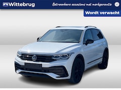 Volkswagen Tiguan - 1.4 TSI 245pk DSG eHybrid R-Line Business / Panorama dak / Black style / IQ-Led / Zwenkbar