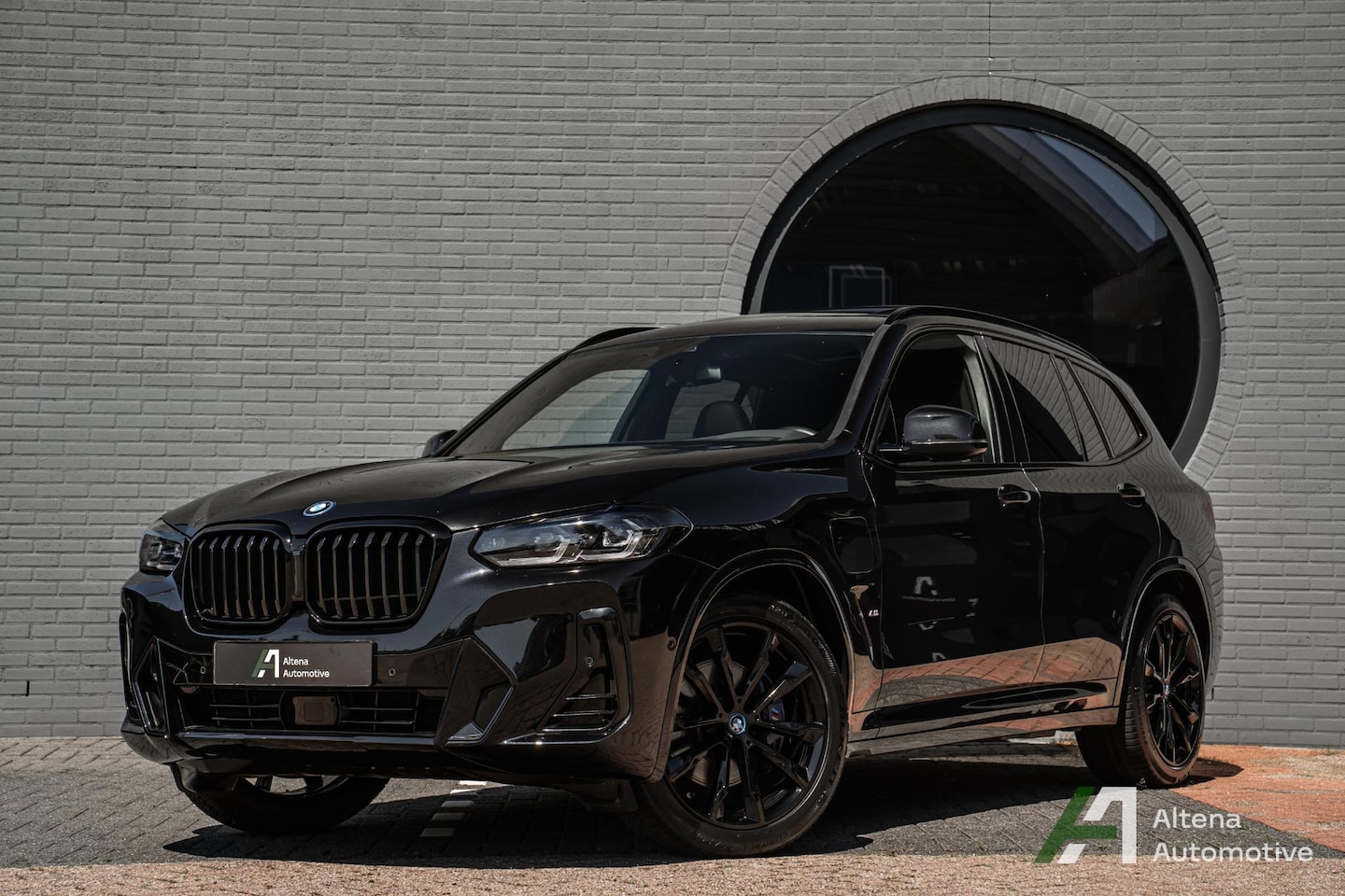 BMW X3 - xDrive30e High Executive BTW, M-sport, panorama dak, harman kardon, comfort acces, parkin - AutoWereld.nl