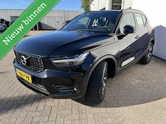 Volvo XC40 - 1.5 T3 R-Design|Pas V/A|Pano|Stelverw