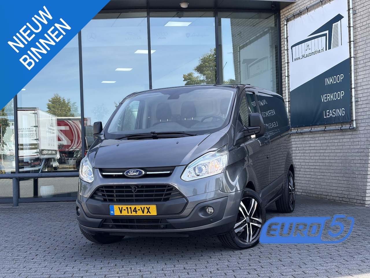 Ford Transit Custom - 270 2.2 TDCI L1H2 Limited*HAAK*A/C*CRUISE*3-P* - AutoWereld.nl